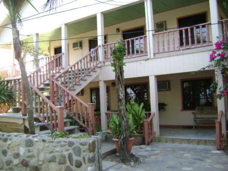 Margarita Bay Utila Hotel