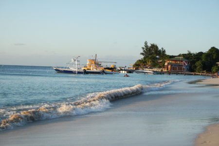 West Bay Colonial Roatan Playa